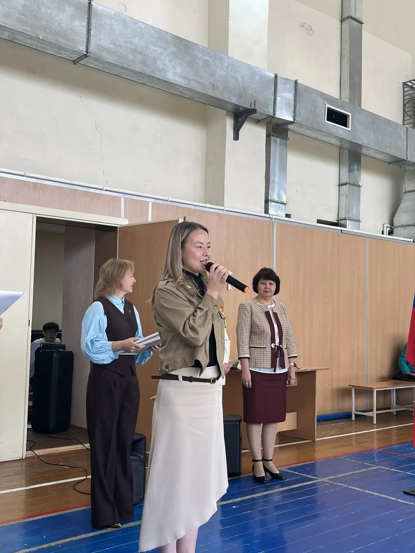 Торжественная линейка, посвященная 1 сентября