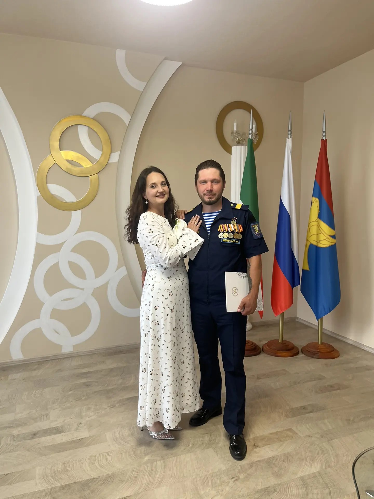 Торжественный момент семьи Мелентьевых