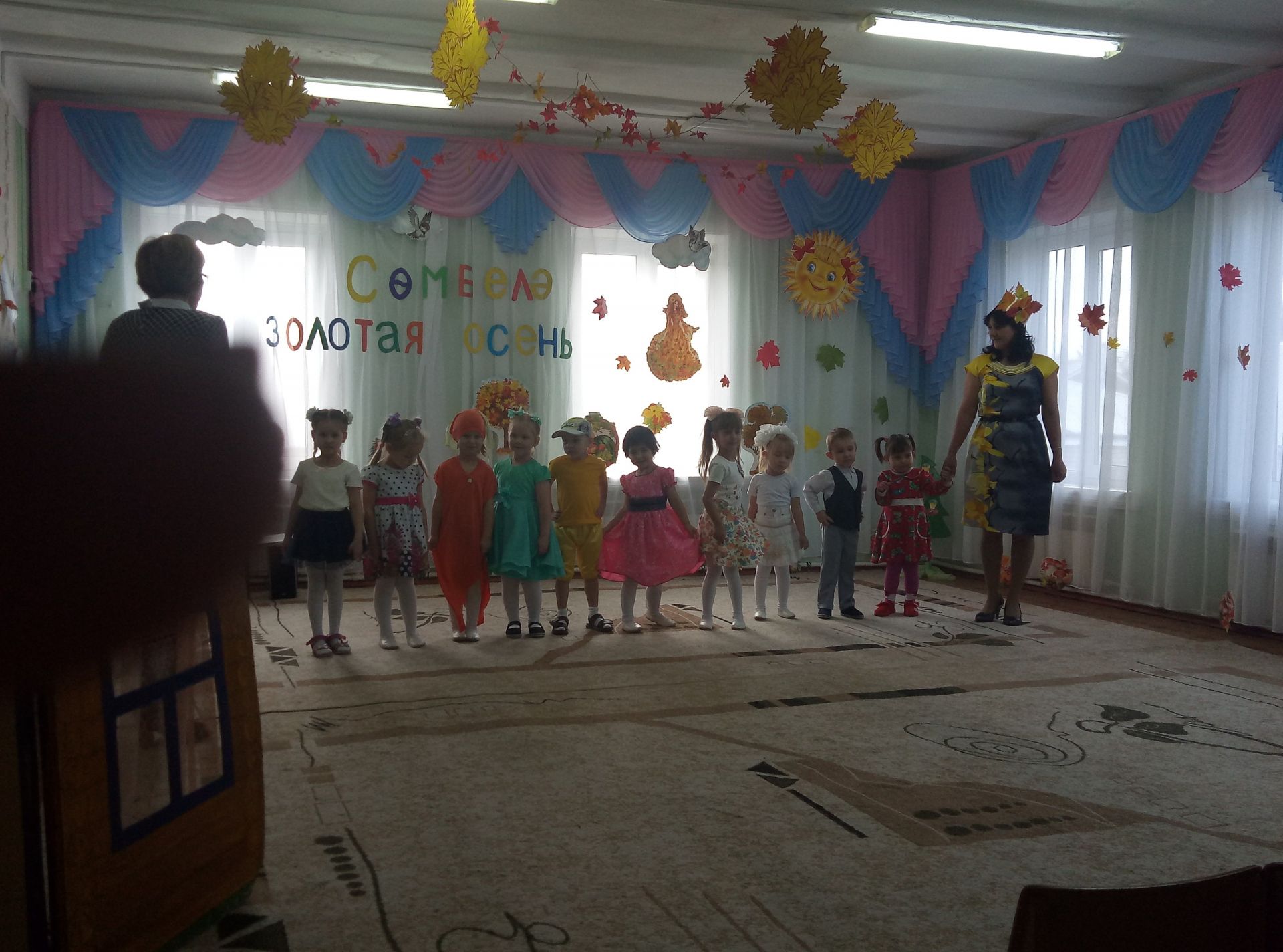 В детском саду «Чебурашка» Мензелинска прошел праздник осени