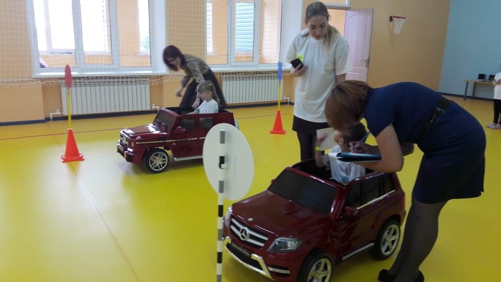 В Мензелинске прошел районный конкурс среди агитбригад детских садов по знаниям ПДД