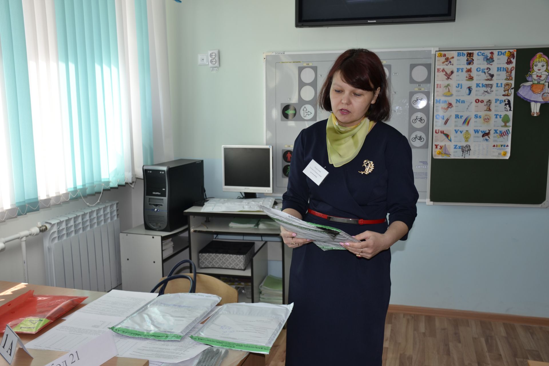 Родители Мензелинских школьников написали тестовый ЕРЭ по татарскому языку