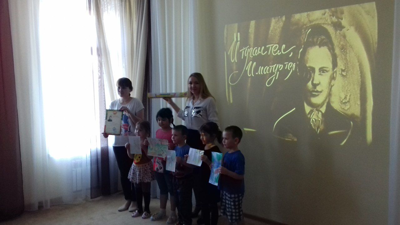 Конкурс рисунков прошел в Мензелинске ко «Дню родного языка в Татарстане»