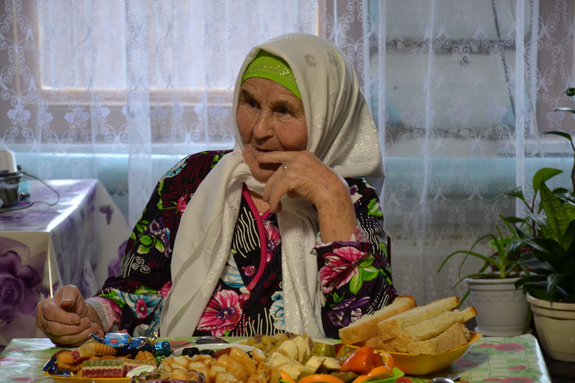 Жительницу деревни Тулубаево Мензелинского района Мадину Мусину поздравили с 90-летием