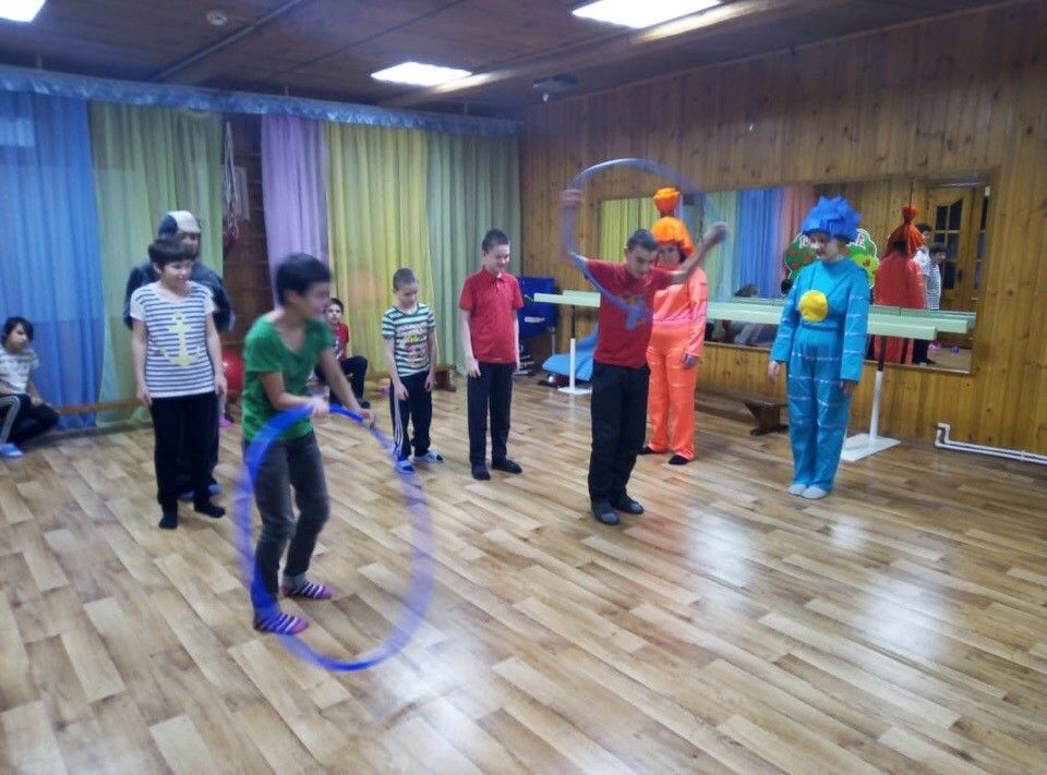 Дети в Мензелинске познакомились с русскими народными играми