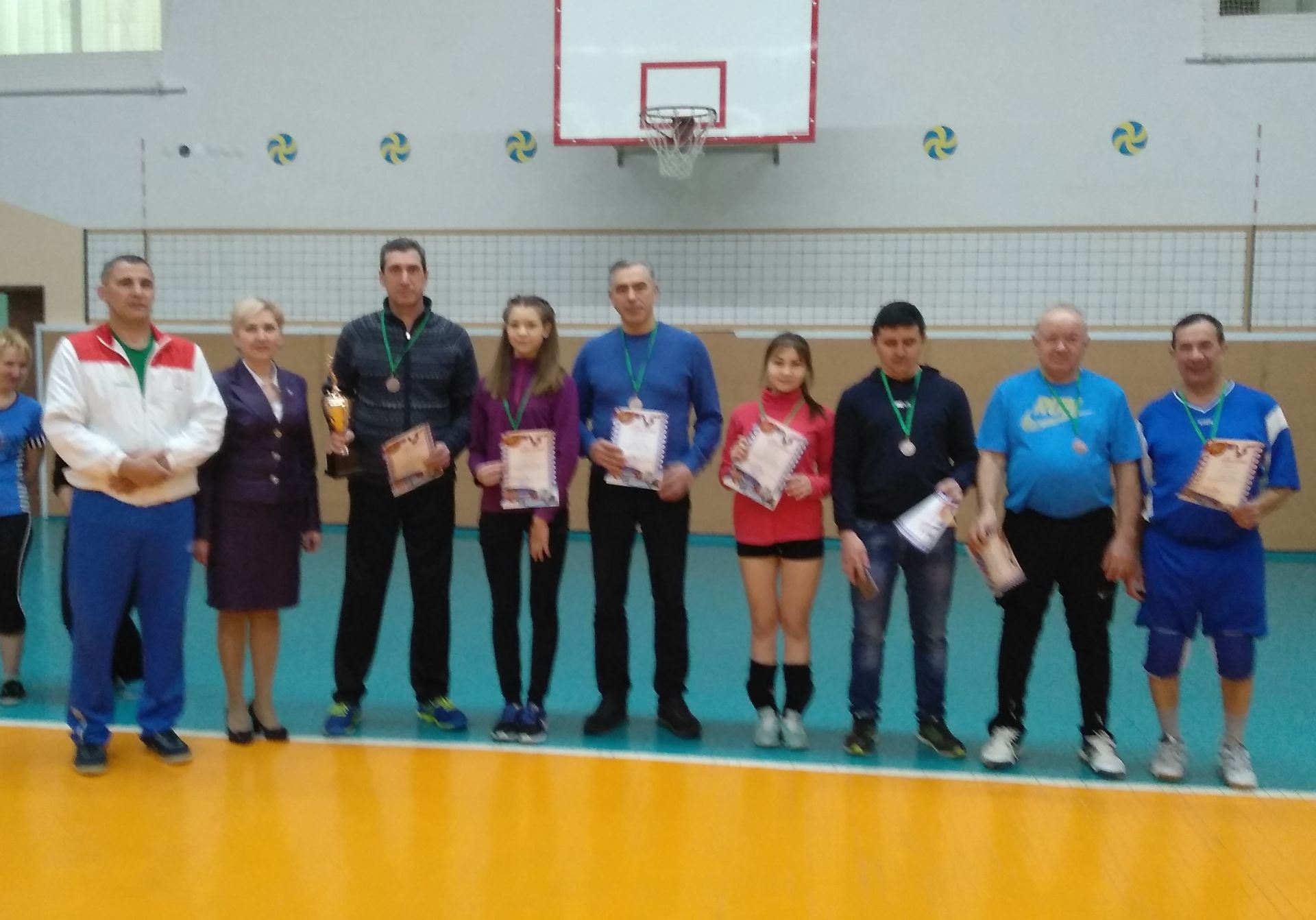 Определились победители соревнований по волейболу в Мензелинском районе