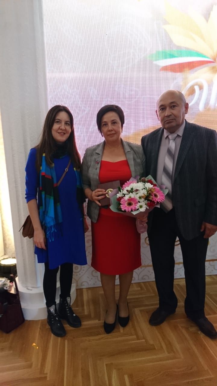 Светлана Махмутова получила звание «Заслуженный учитель РТ»