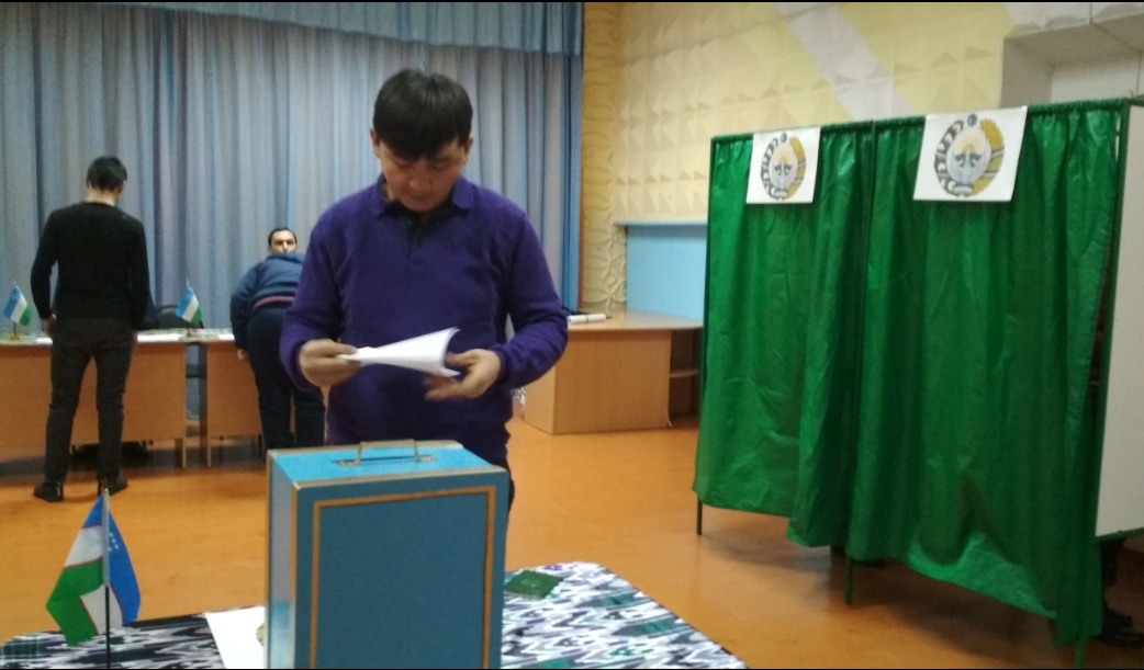 В Мензелинске граждане Узбекистана проголосовали за состав парламента своей страны