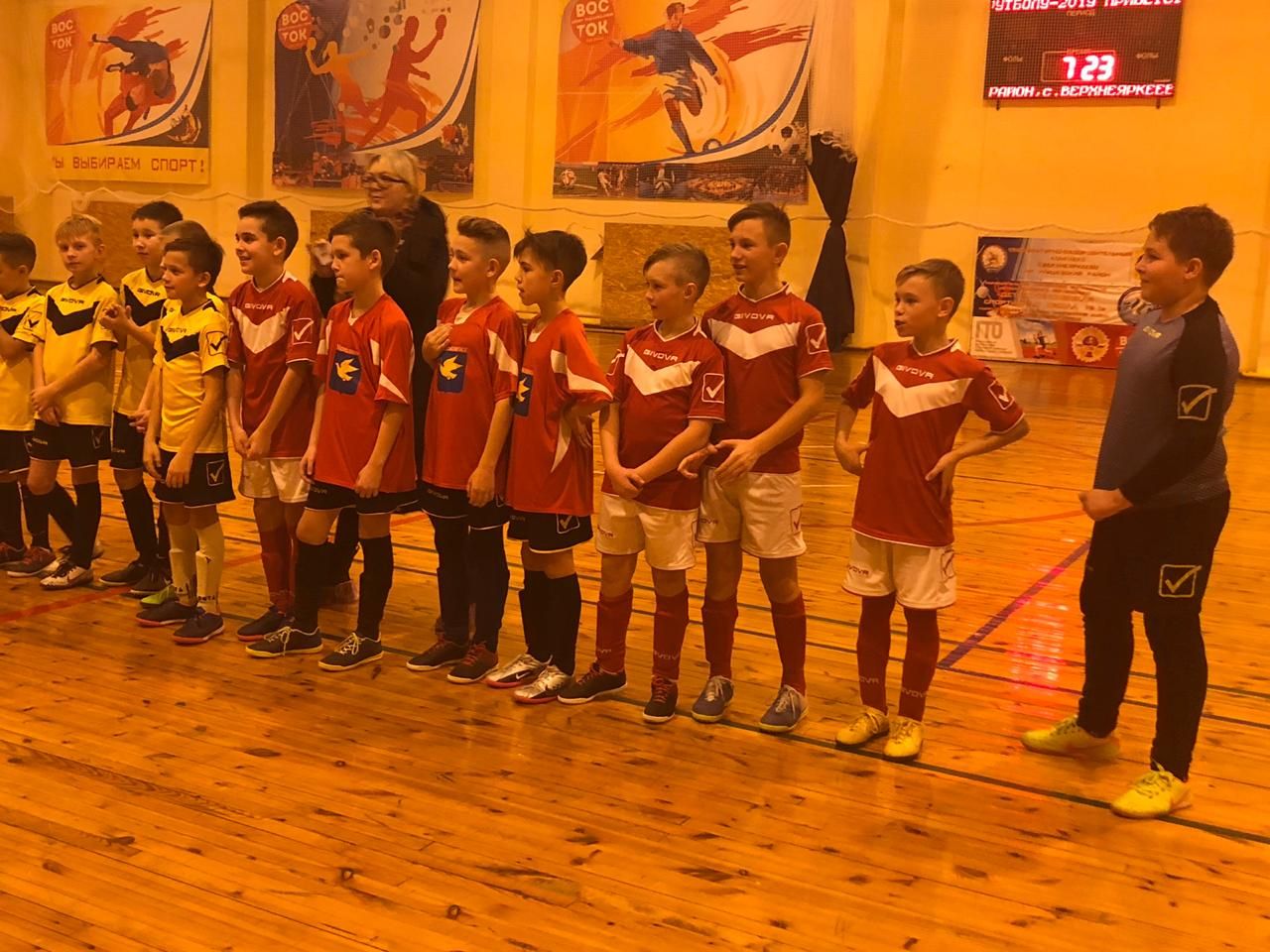 Двойная победа мензелинских футболистов в соседнем Башкортостане