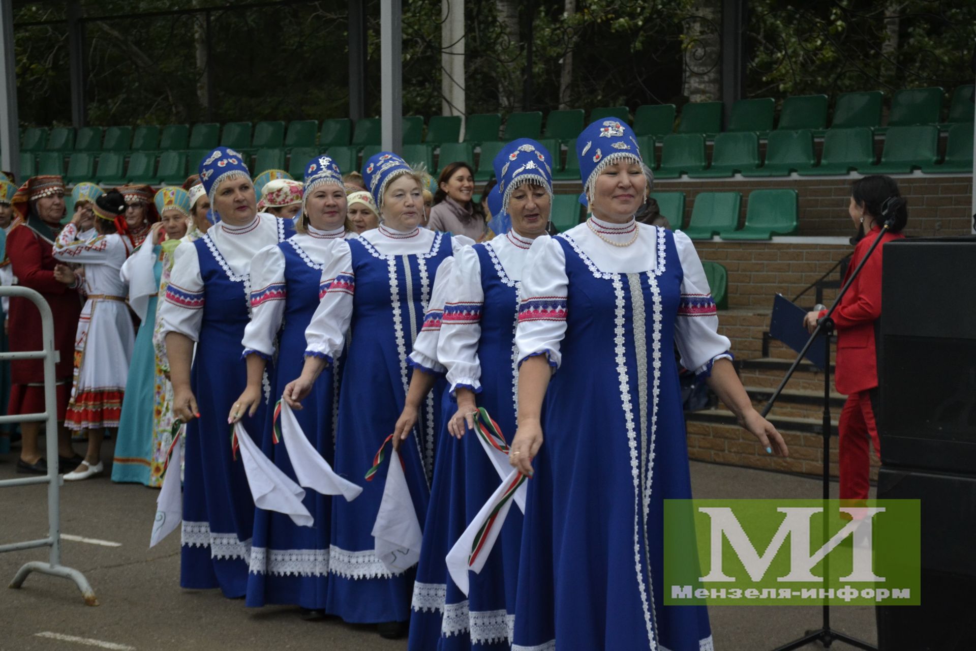 В Мензелинске красочно отмечают День Республики Татарстан