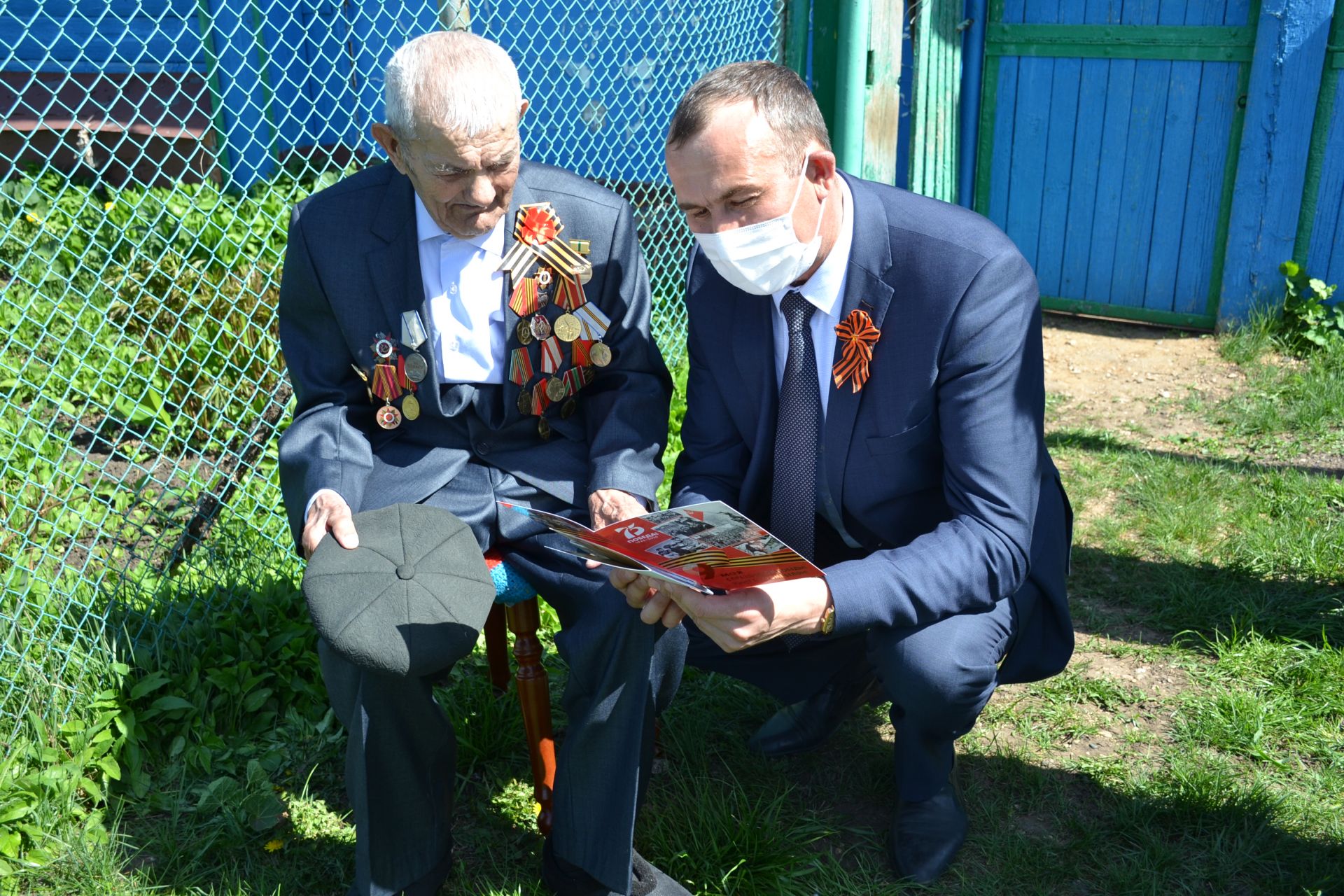 Ветеран войны Алексей Назаров из Мензелинска встретил праздник Победы в хорошем настроении