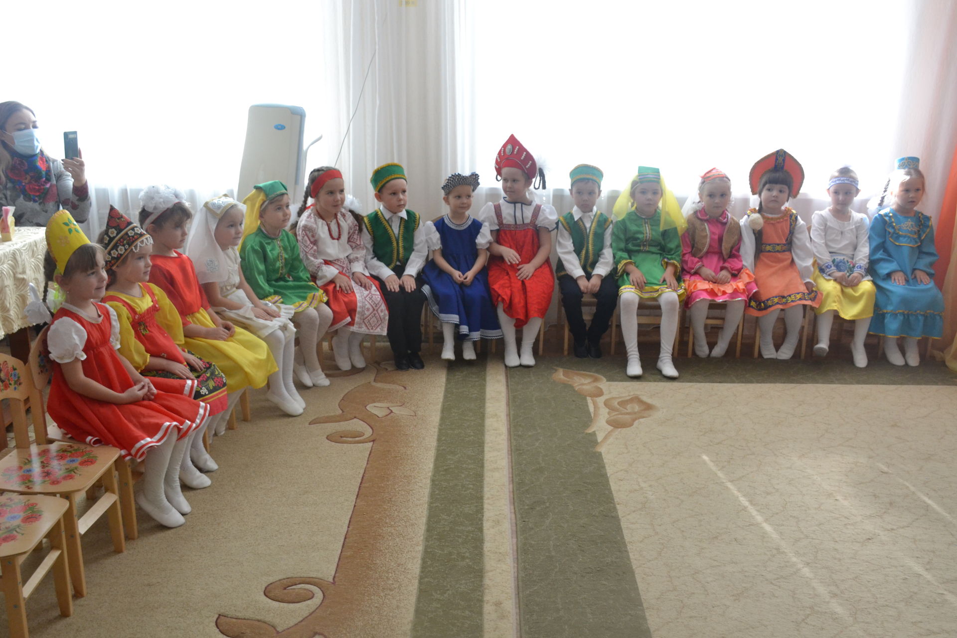 В детском саду “Зоренька” г. Мензелинск прошел конкурс “Сөмбелә чибәре-2021”