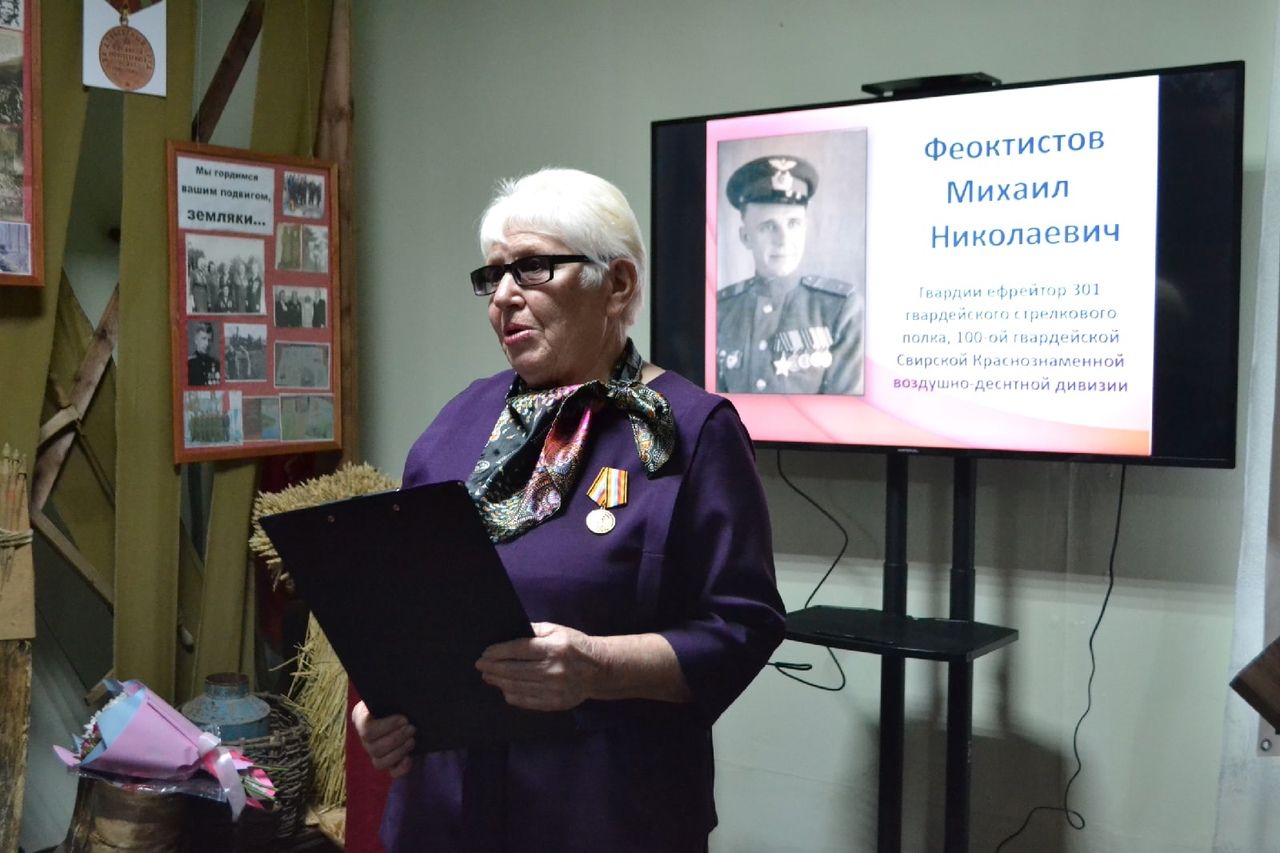 Медаль за личный подвиг вернули 92-летней сестре фронтовика в Татарстане