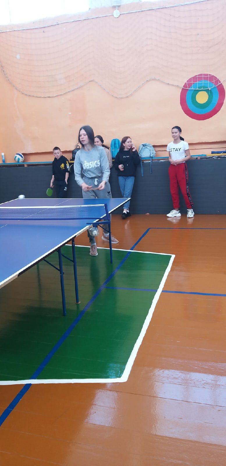 Сегодня в Аюской школе проходят соревнования по настольному теннису среди учащихся школы
