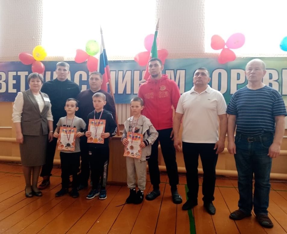 Победители турнира, состоявшегося в Калтакове