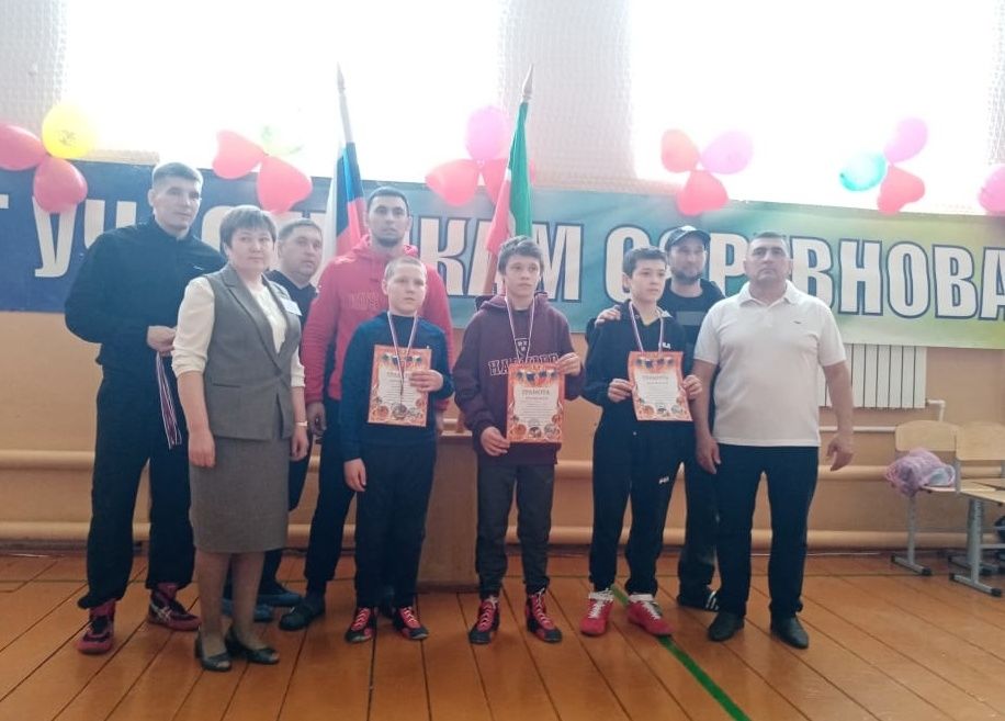 Победители турнира, состоявшегося в Калтакове