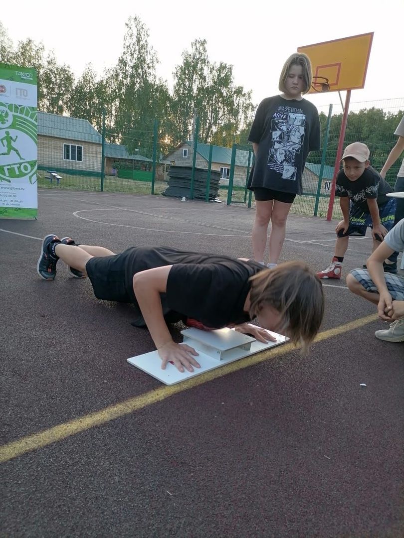Минзәләдә лагерьда ял итүче балалар ГТО нормативларын үтәделәр