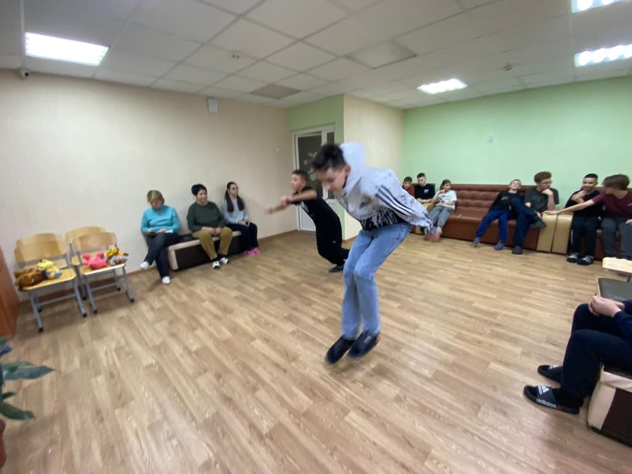 Гимназия укучылары үзләрен яшь коткаручылар ролендә сынадылар