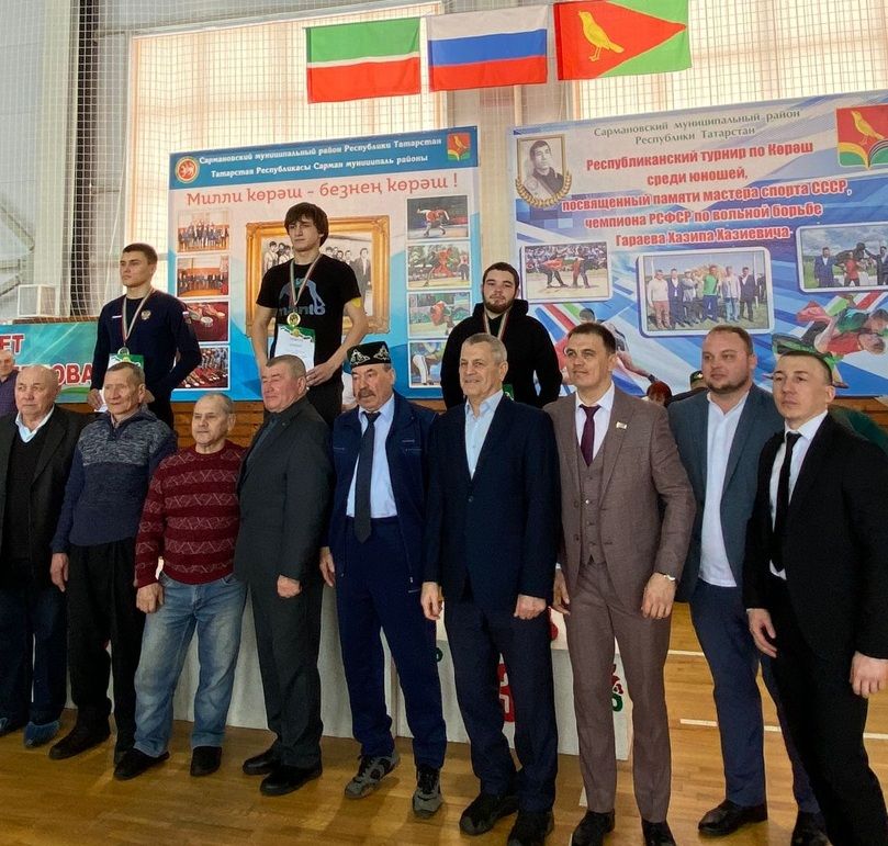 Минзәлә студентлары көрәш буенча республика турнирында призлы урыннар яуладылар
