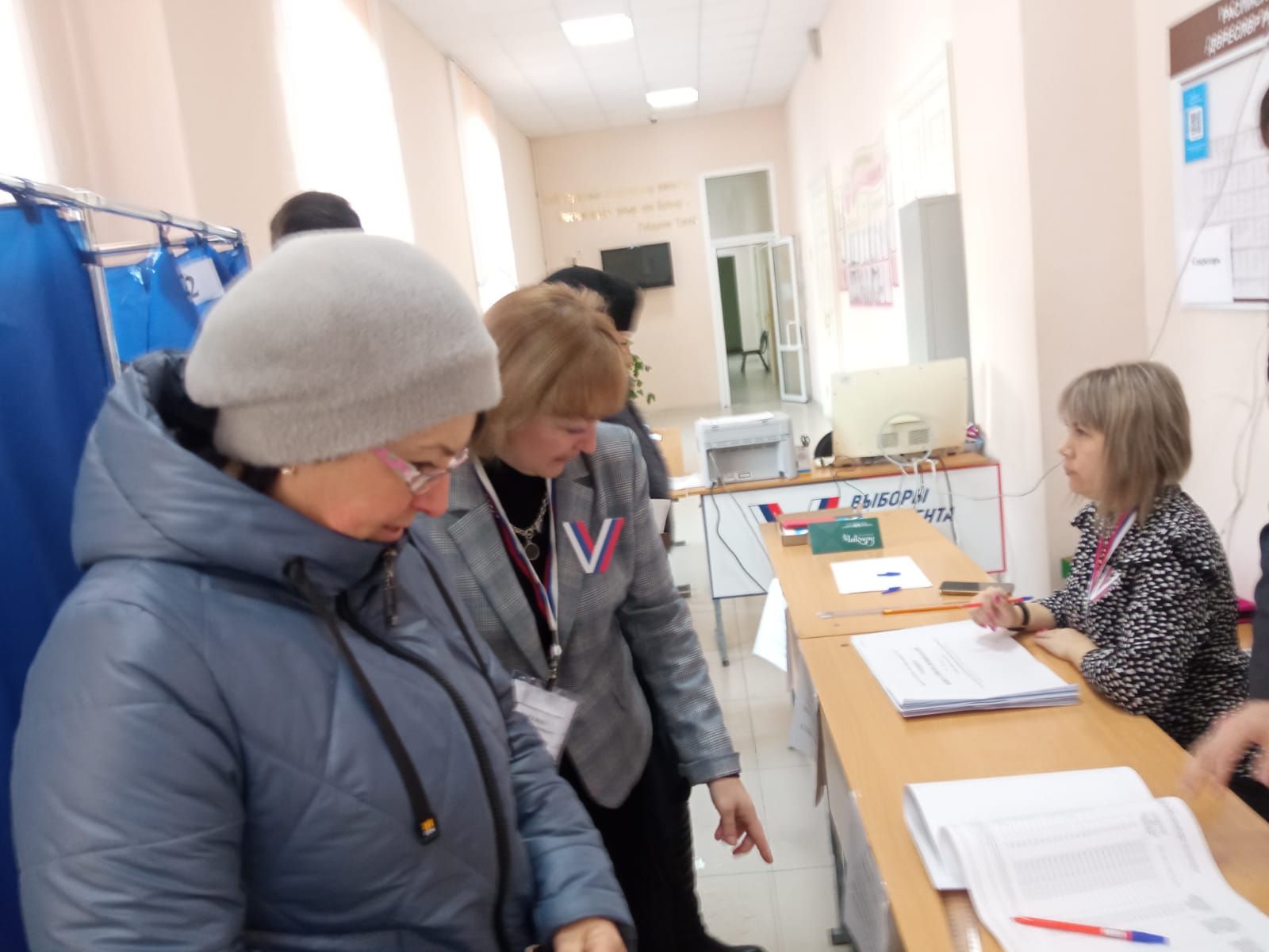 Лилия Черезова: «Поток избирателей идет активно»