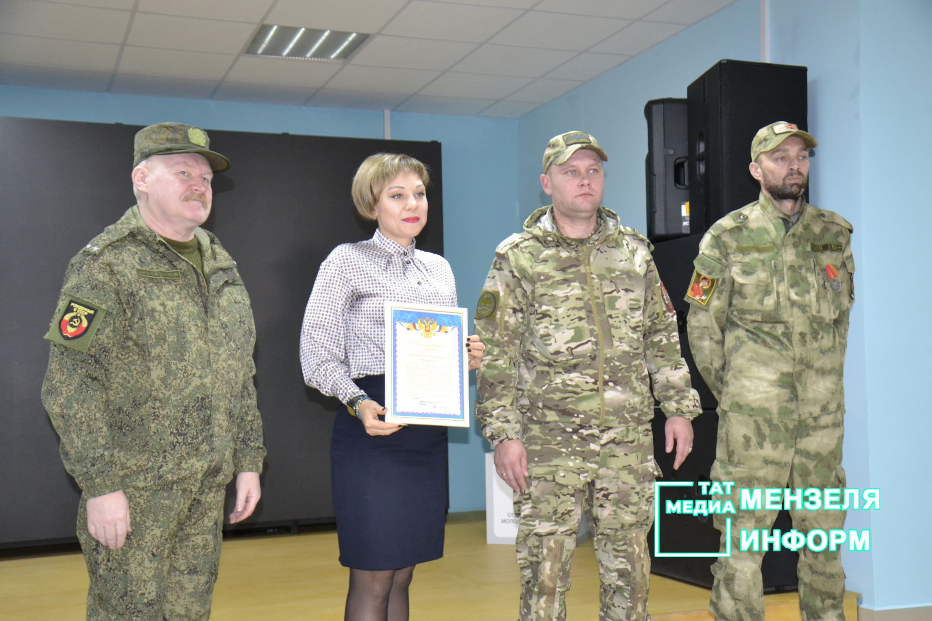 «Тепло ваших рук бесценно» : В Мензелинске чествовали волонтеров