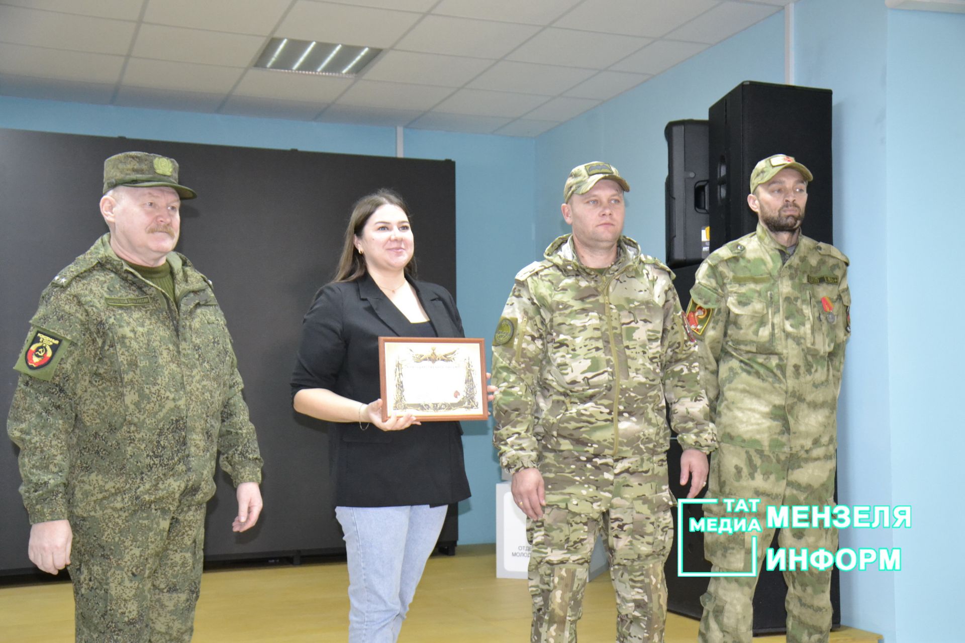 «Тепло ваших рук бесценно» : В Мензелинске чествовали волонтеров
