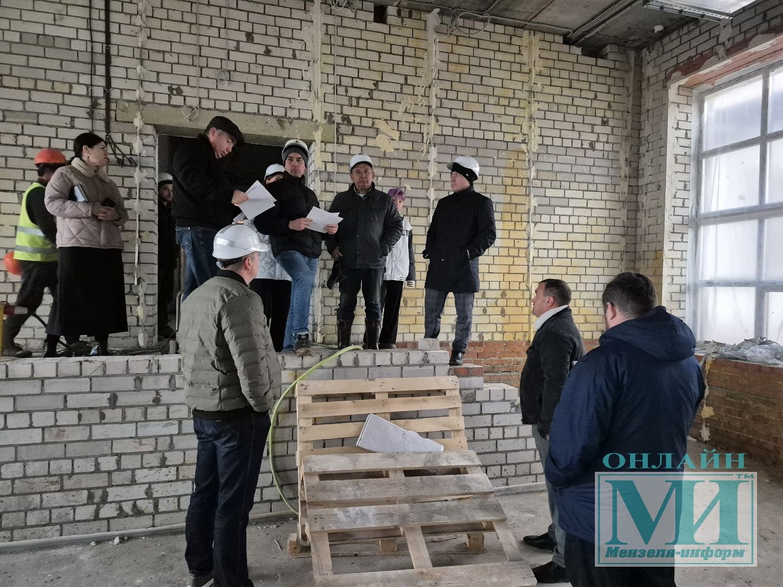 Глава Мензелинского района Айдар Салахов посетил  строительные объекты