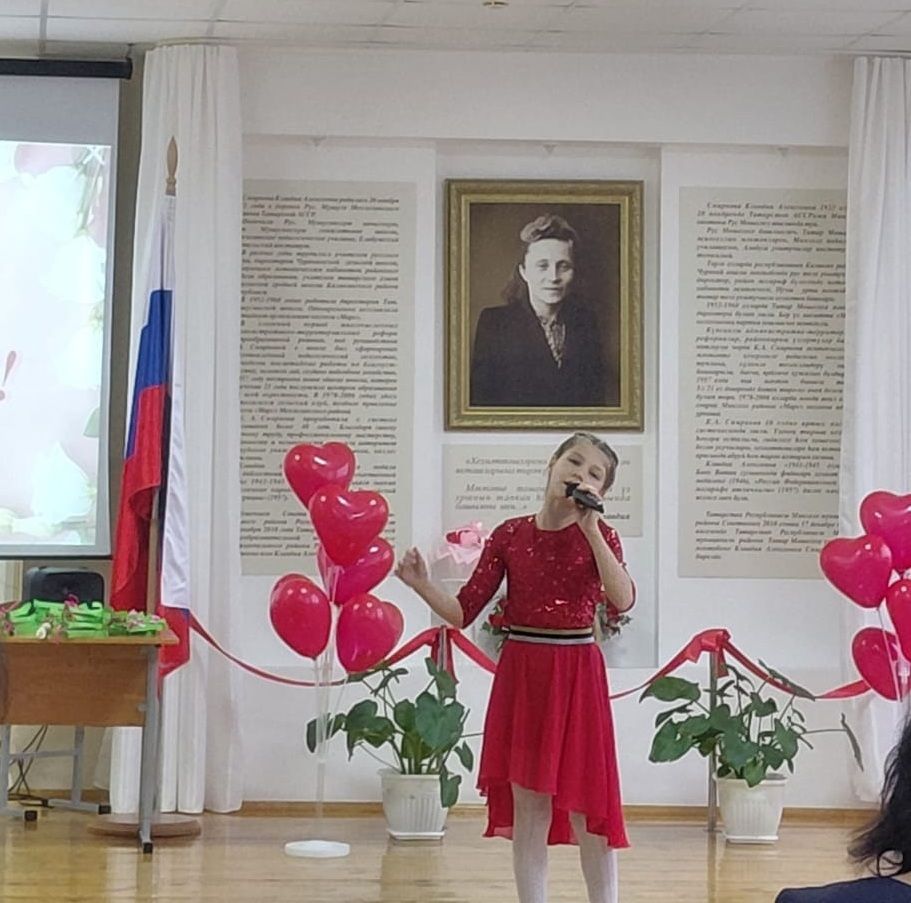 В Тат.Мушугинской школе 7 детей показали концерт длительностью в час