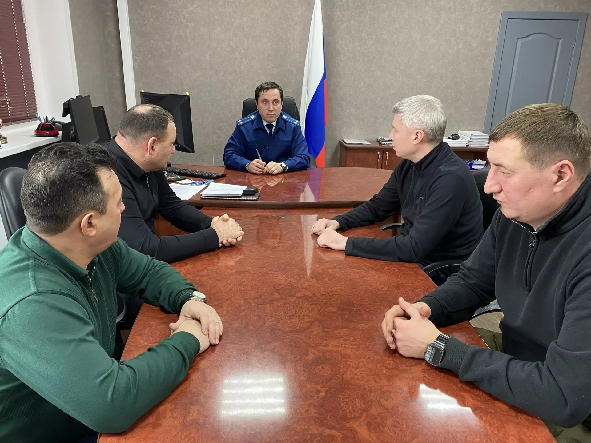 Состояние улиц города Мензелинска на контроле прокурора района