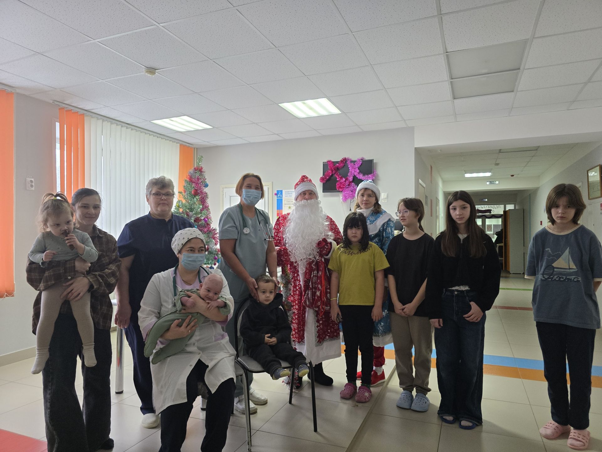 Новогодняя сказка в стенах Мензелинской ЦРБ