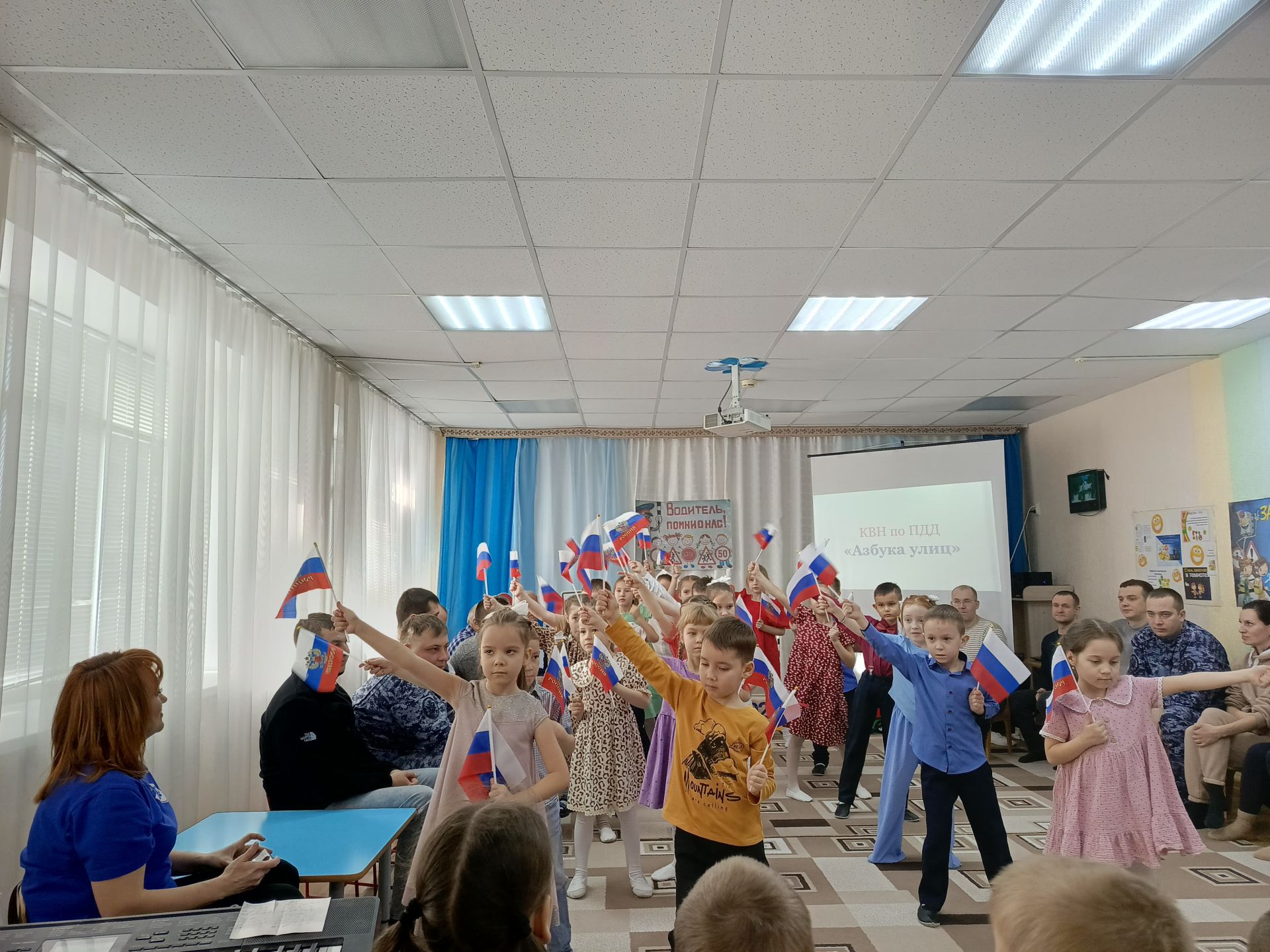 В детском саду № 5 «Зоренька» состоялся КВН по правилам дорожного движения