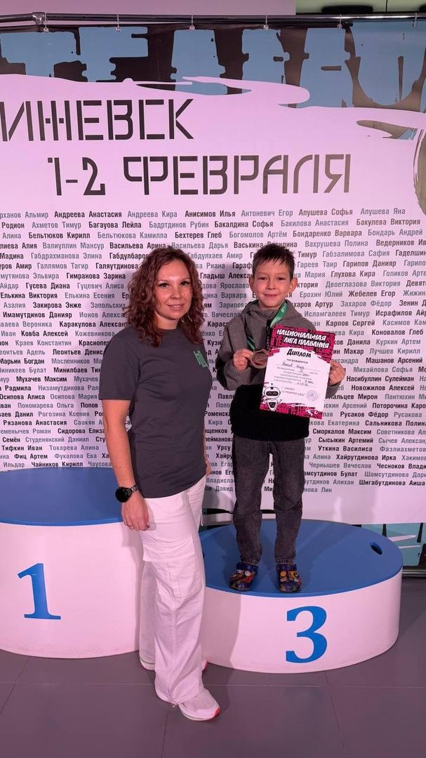 Илья Еньков Ижауда йөзү фестивалендә «бронза» отты