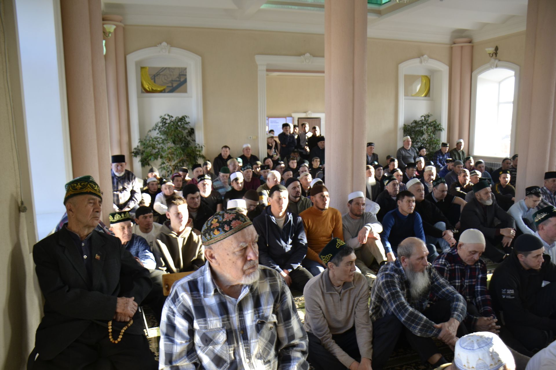 Минзәлә мөселманнары Ураза гаетен билгеләп үттеләр
