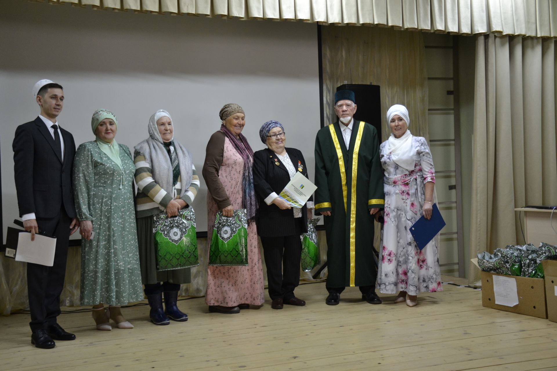 Минзәлә районында Гөлек авылы мәчетенең 30 еллыгы билгеләп үтелде