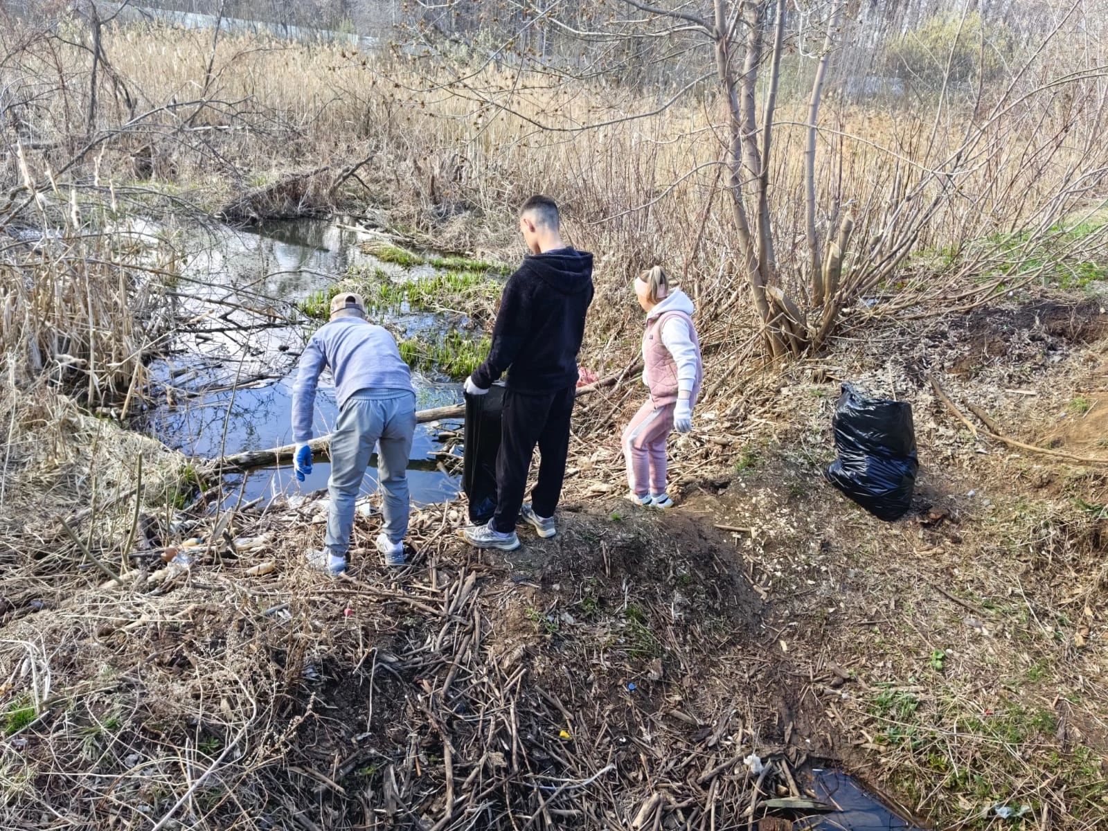 Мензелинцы приняли участие в субботнике