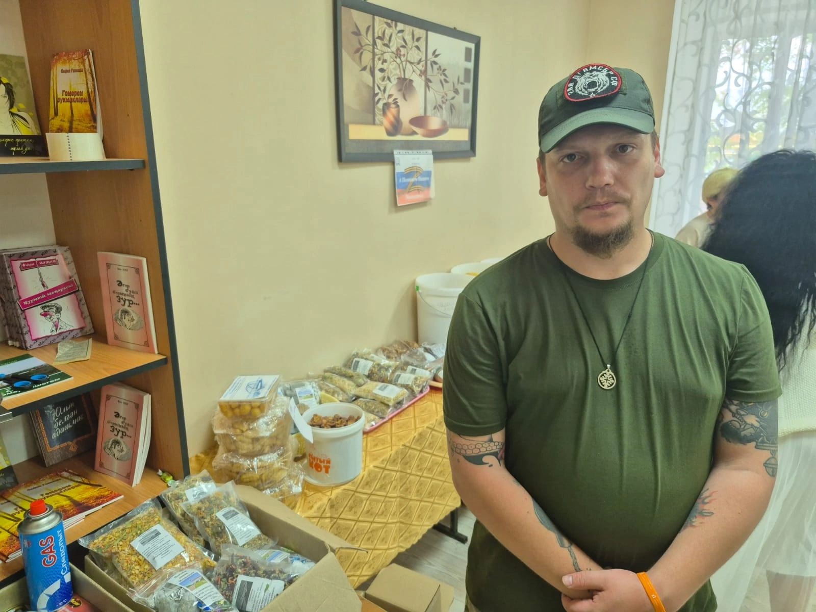 Эдуард Ягафаров и Рушан Салахов вручили грамоты мензелинским волонтерам