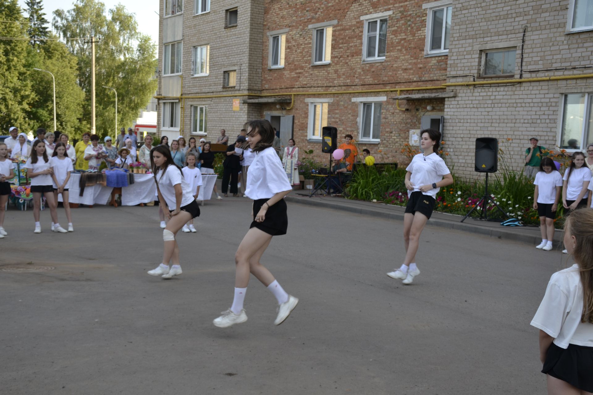 Минзәләдә «Безнең ишегалды — Дуслык фестивале» узды