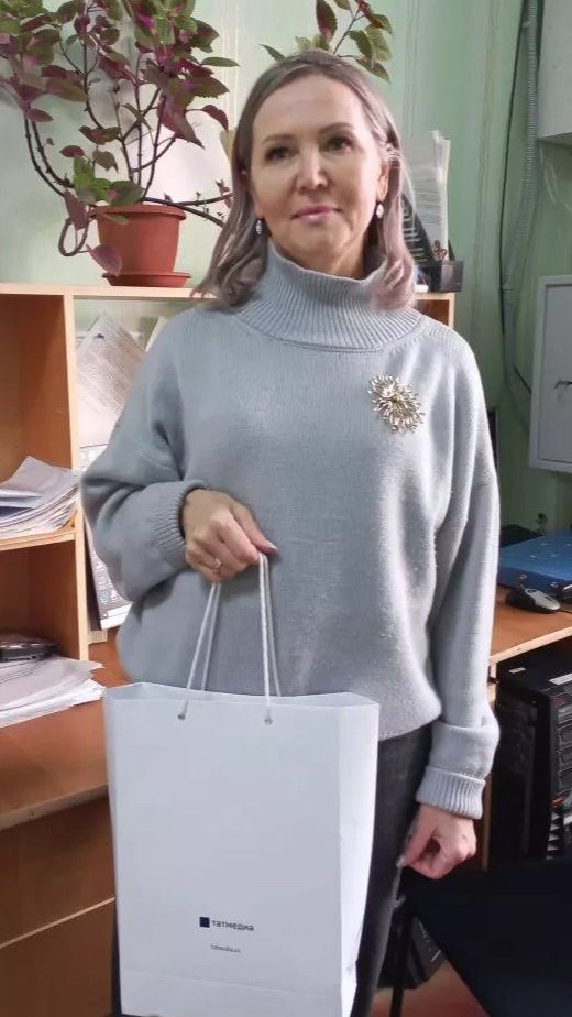 АО «ТАТМЕДИА» вручила подарок дорожникам за многолетнее сотрудничество