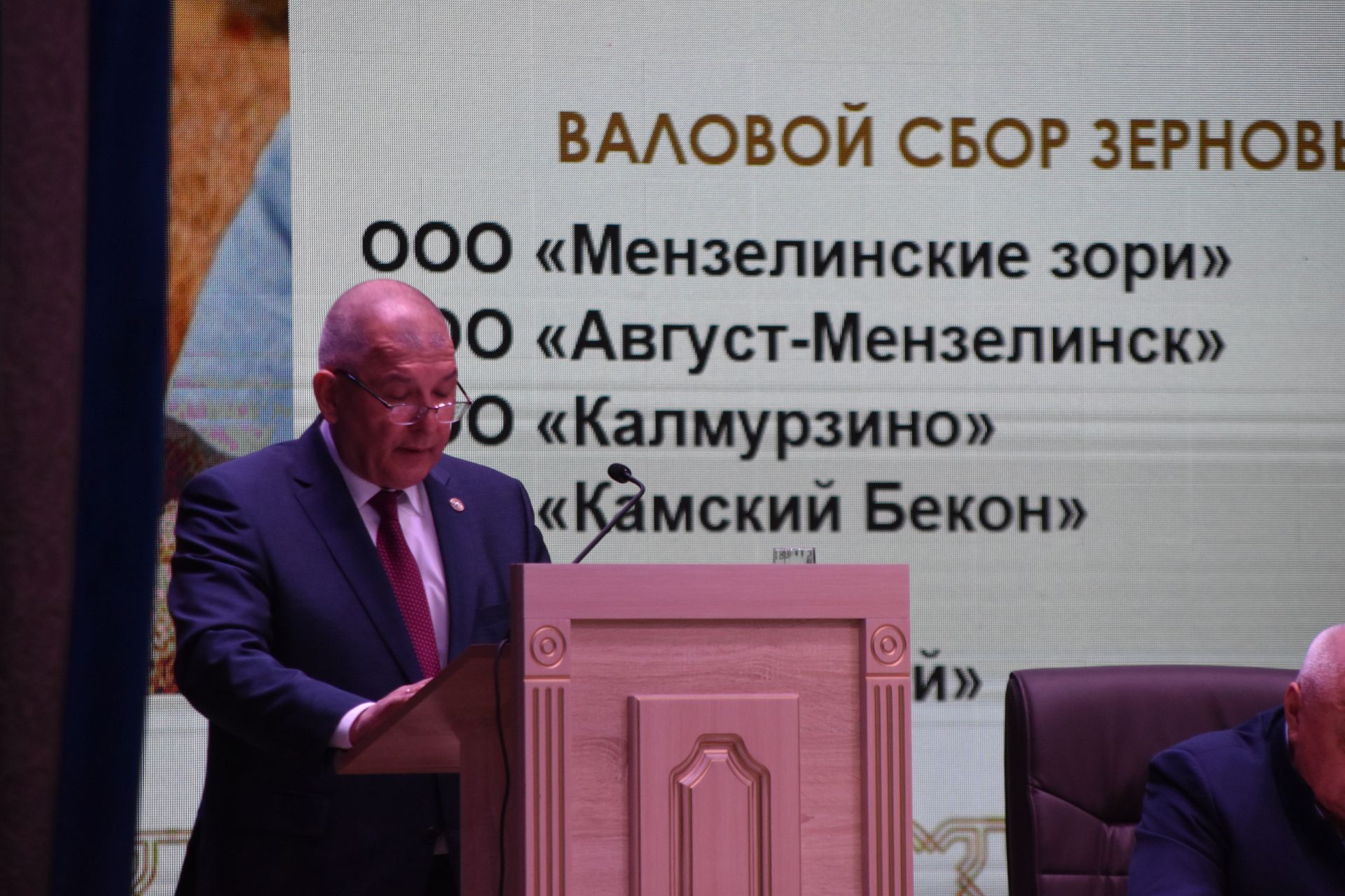 Юрий Камалтынов отметил активность предпринимателей Мензелинского района