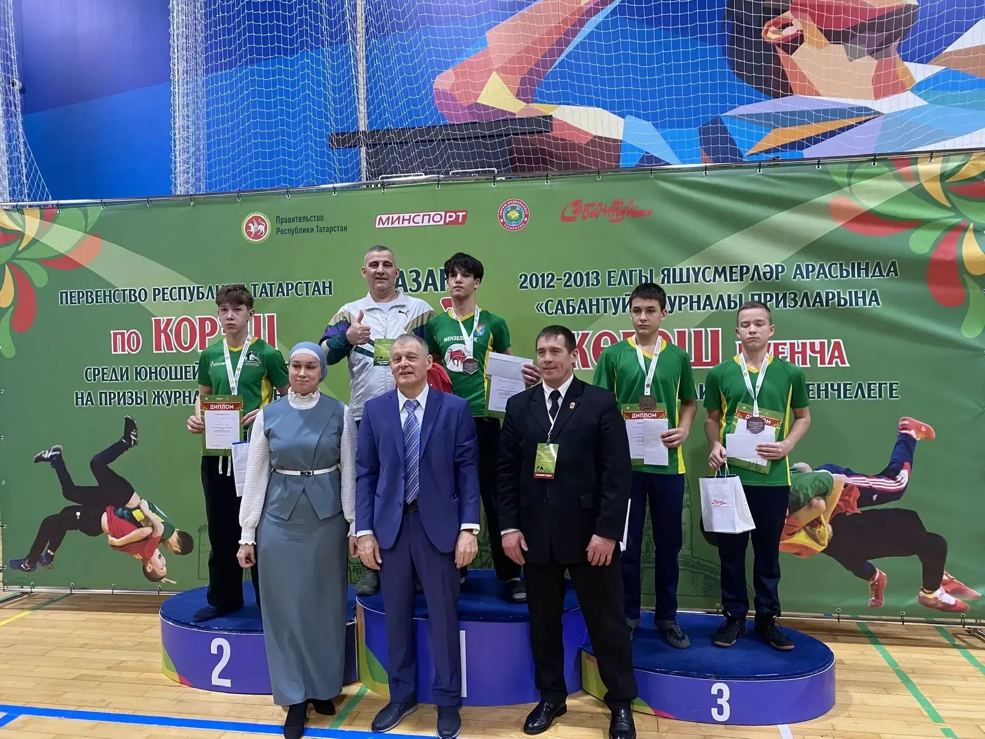 Радмир Факаев - чемпион, мензелинская команда на 13 месте