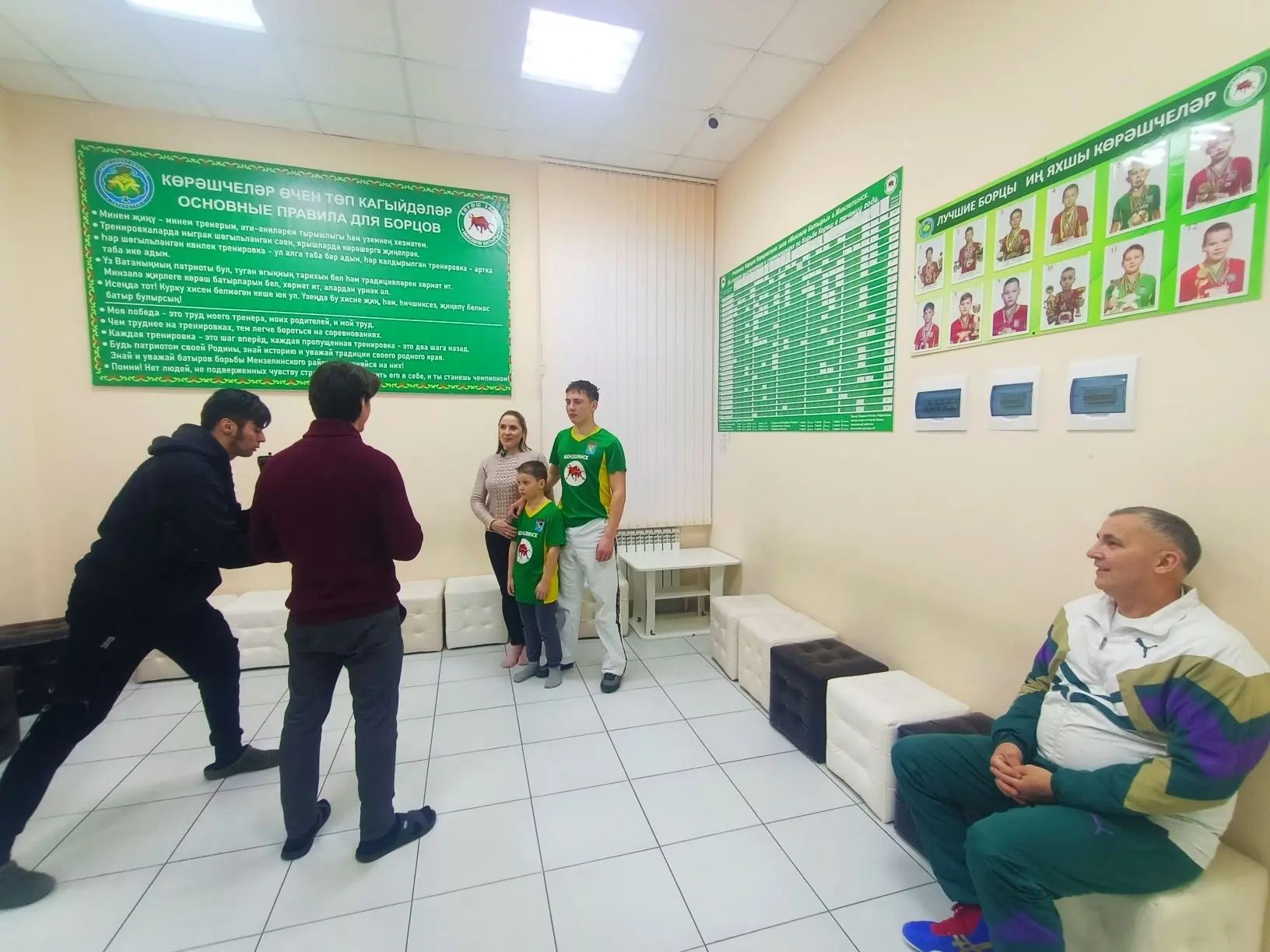 Юные борцы Мензелинска стали героями съемок телепередачи