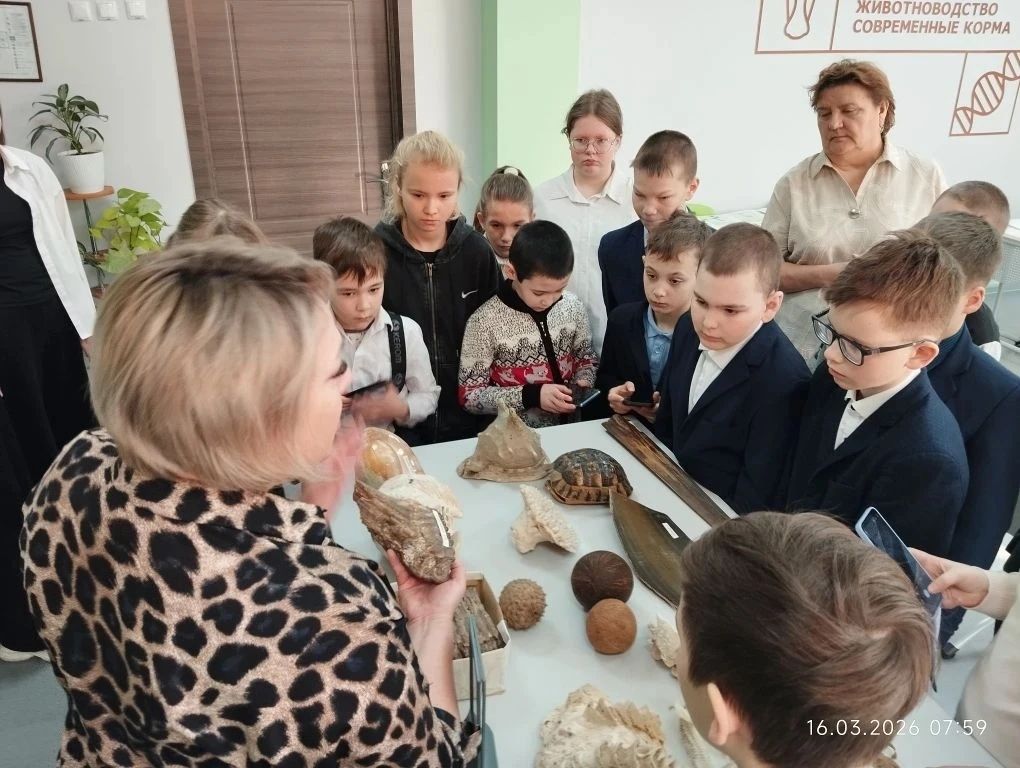 Юные исследователи Топасевской школы погрузились в мир агротехнологий