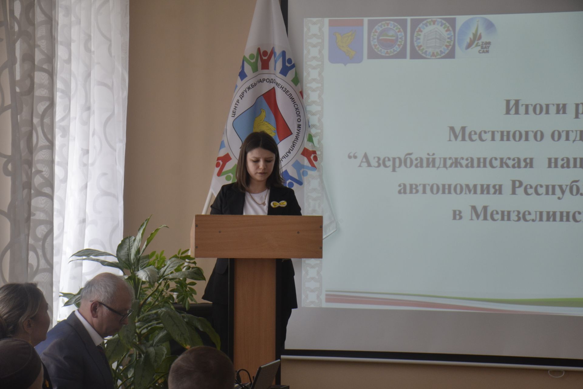 На совещании рабочей группы по вопросам межнациональных и межконфессиональных отношений в Мензелинске вручили благодарственные письма