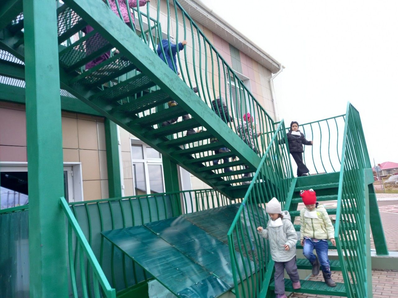 В детском саду «Шатлык» прошли учения по пожарной безопасности