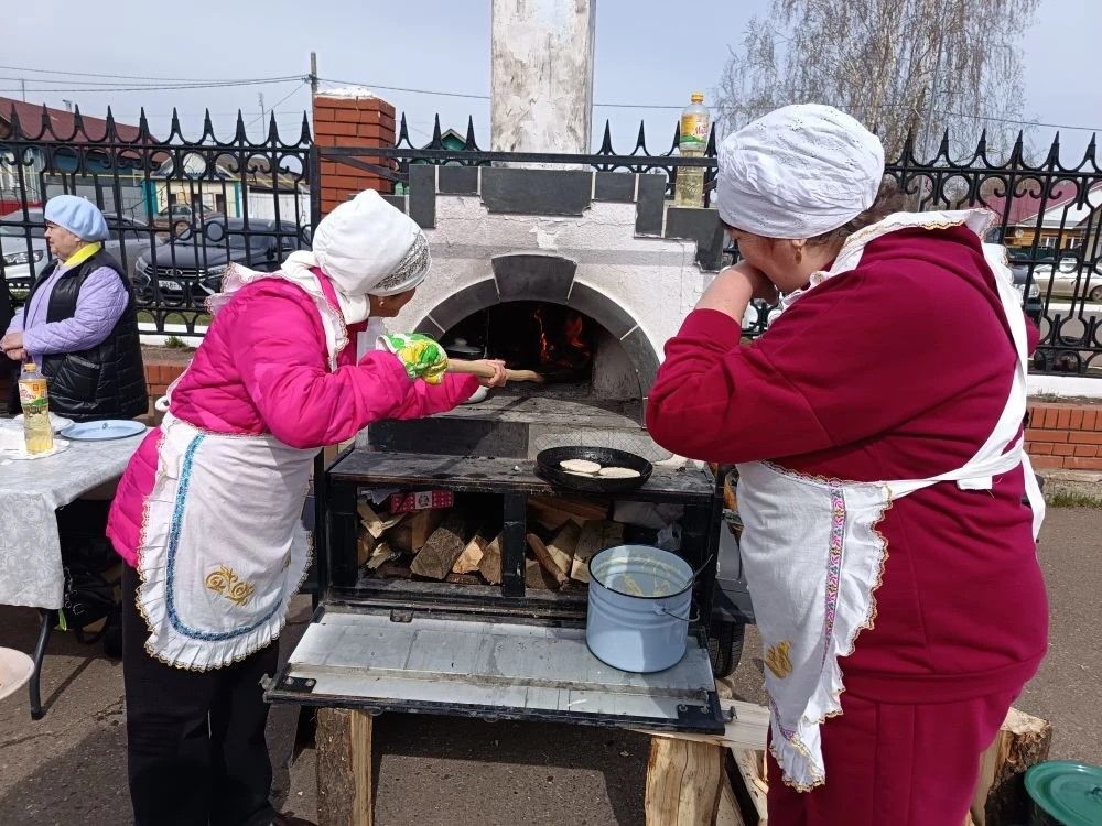 Мензелинцы встретили Первомай созидательным трудом: общегородской субботник объединил жителей