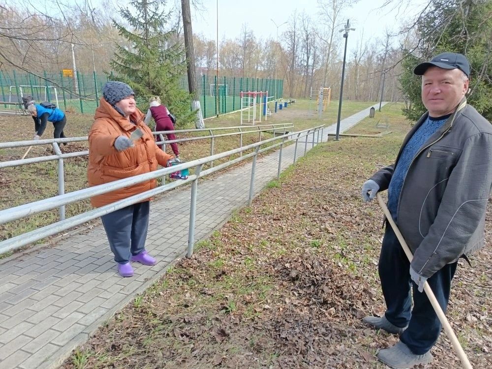 Мензелинцы встретили Первомай созидательным трудом: общегородской субботник объединил жителей