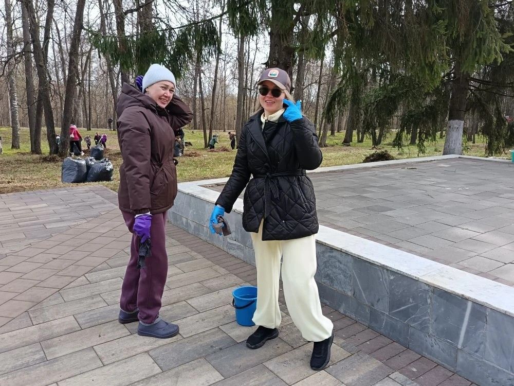 Мензелинцы встретили Первомай созидательным трудом: общегородской субботник объединил жителей