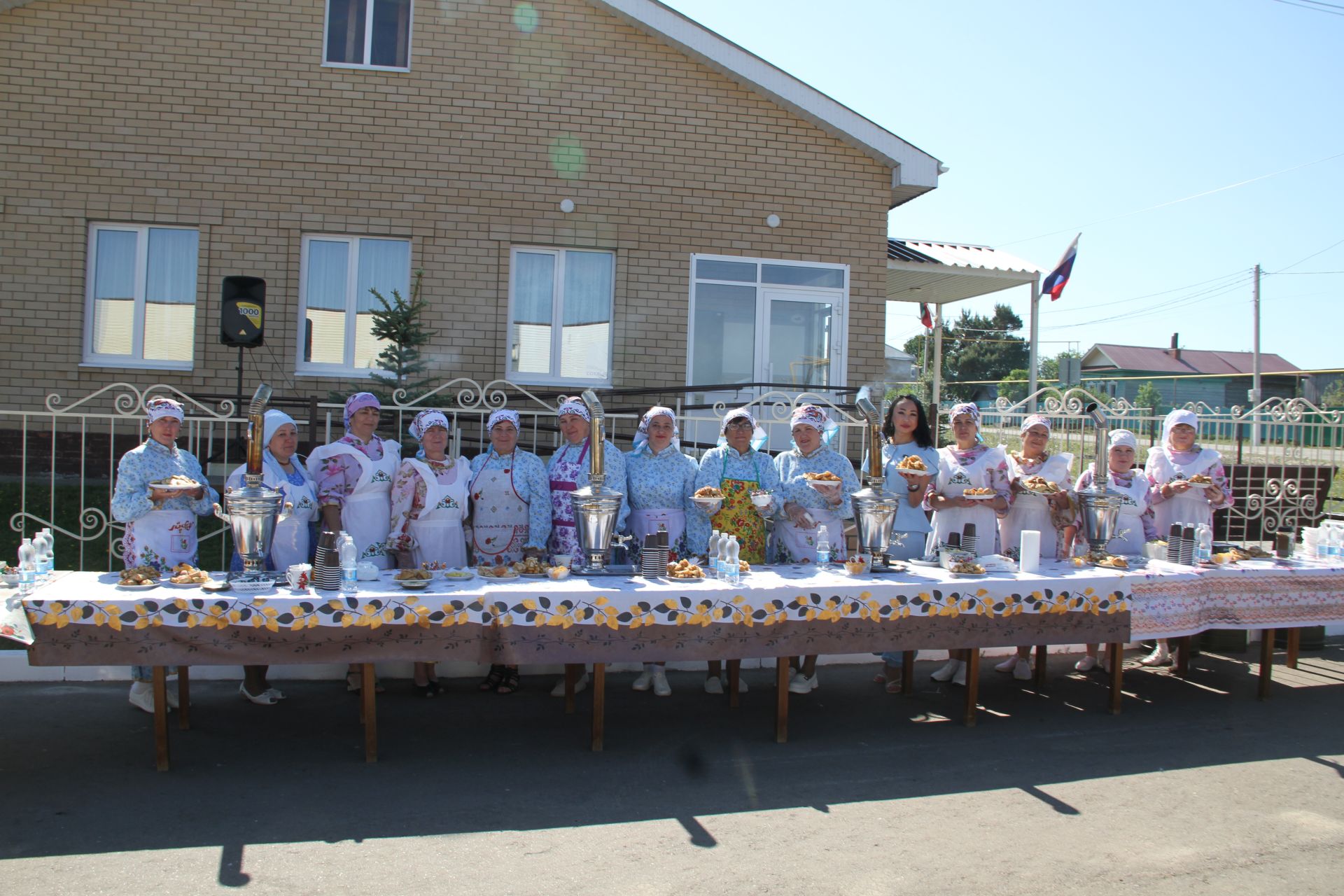 Минзәләгә күрше-тирәдән 14 район җитәкчеләре һәм авыл җирлекләре башлыклары тәҗрибә өйрәнергә килделәр