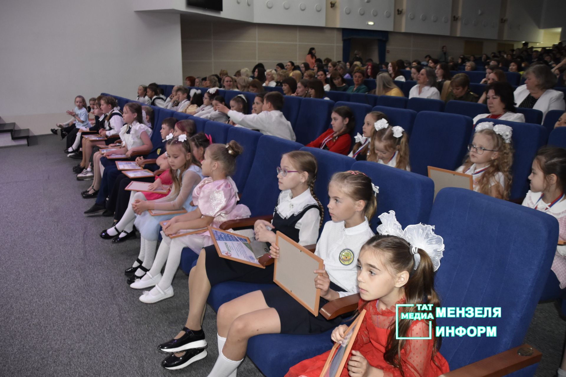 В Мензелинске состоялся слёт одарённых детей