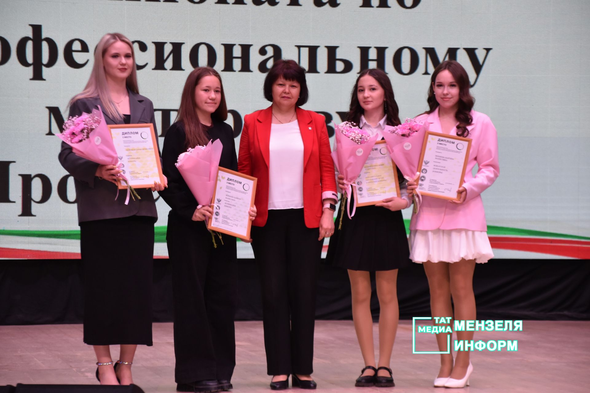 В Мензелинске состоялся слёт одарённых детей