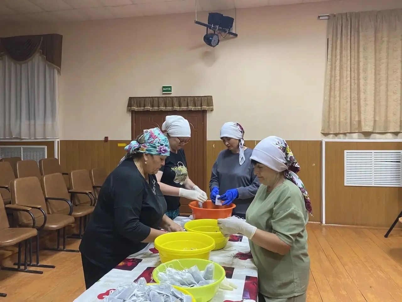 Жители Татарскомушугинской библиотеки поддержали акцию «Чай для Героев»